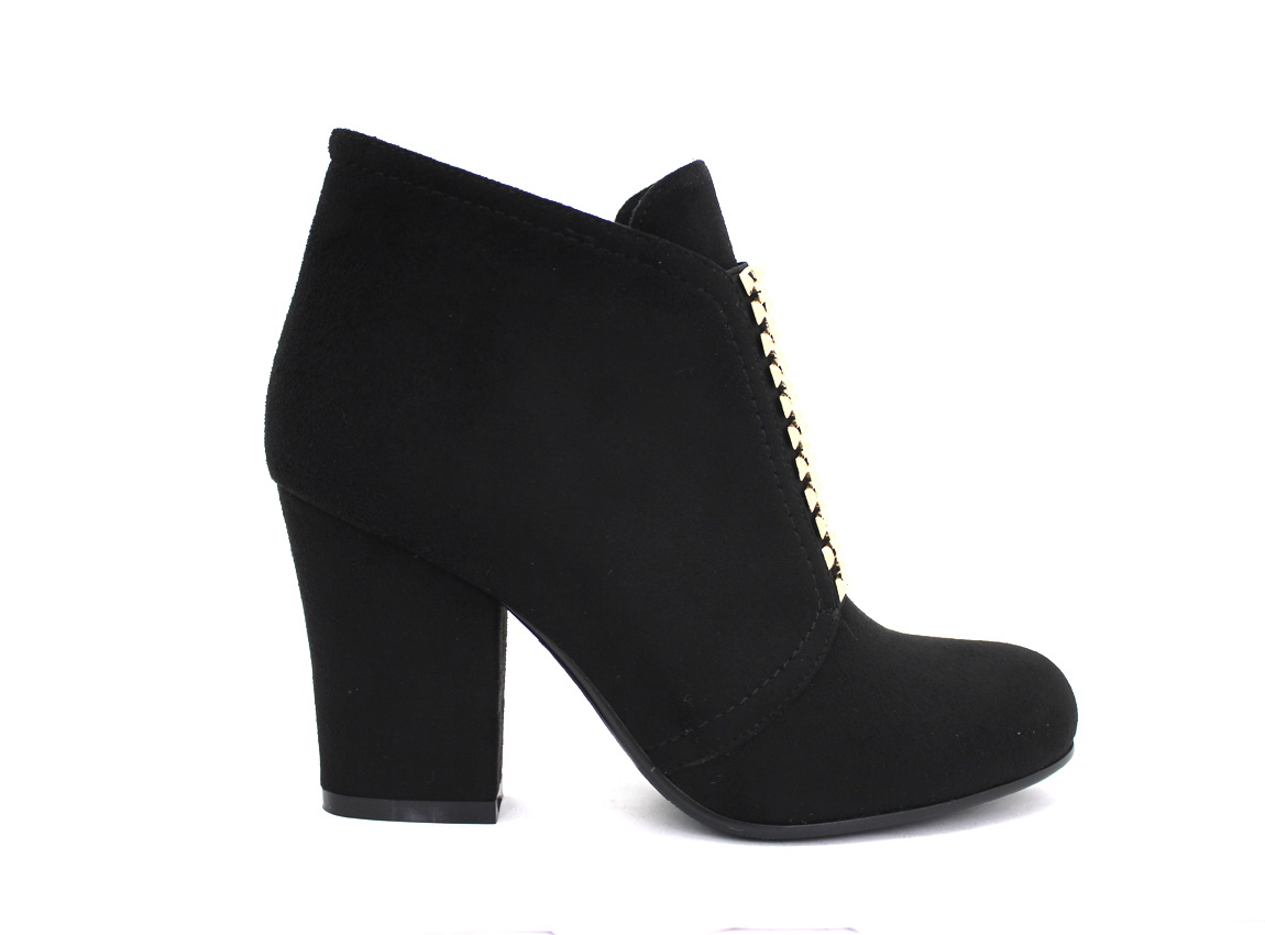 botinki-na-kabluke-pappilon-knopki-mativie-black