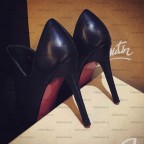 Ботильоны Christian Louboutin AR-110